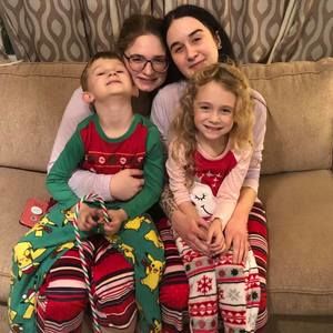 Meet your Posher, Carrie